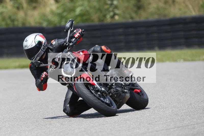 /27 12.06.2025 Ducati Schweiz Trackday Warmup  ADR/gelb-jeaune/ohne